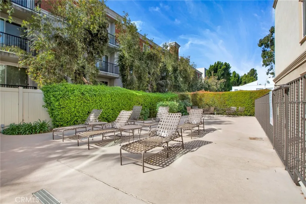 Additional image 80 of 15344 Weddington Street Unit 102, Sherman Oaks, CA 91411
