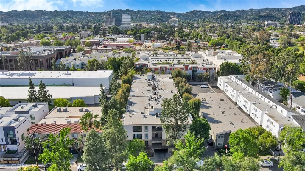 Additional image 41 of 15344 Weddington Street Unit 102, Sherman Oaks, CA 91411
