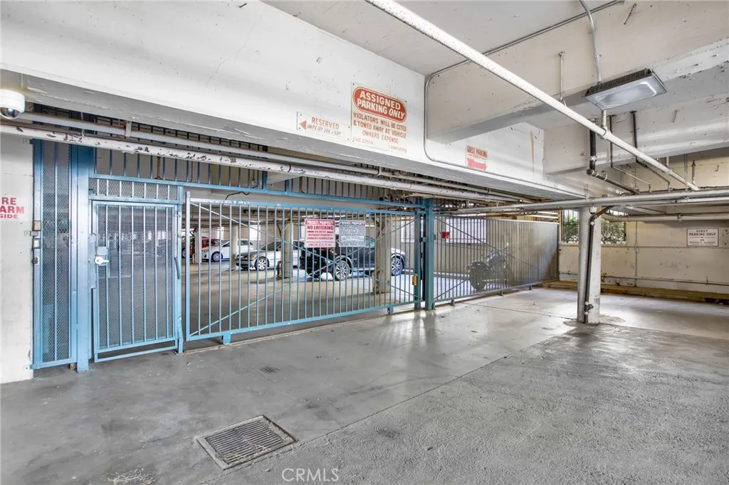 Additional image 82 of 15344 Weddington Street Unit 102, Sherman Oaks, CA 91411