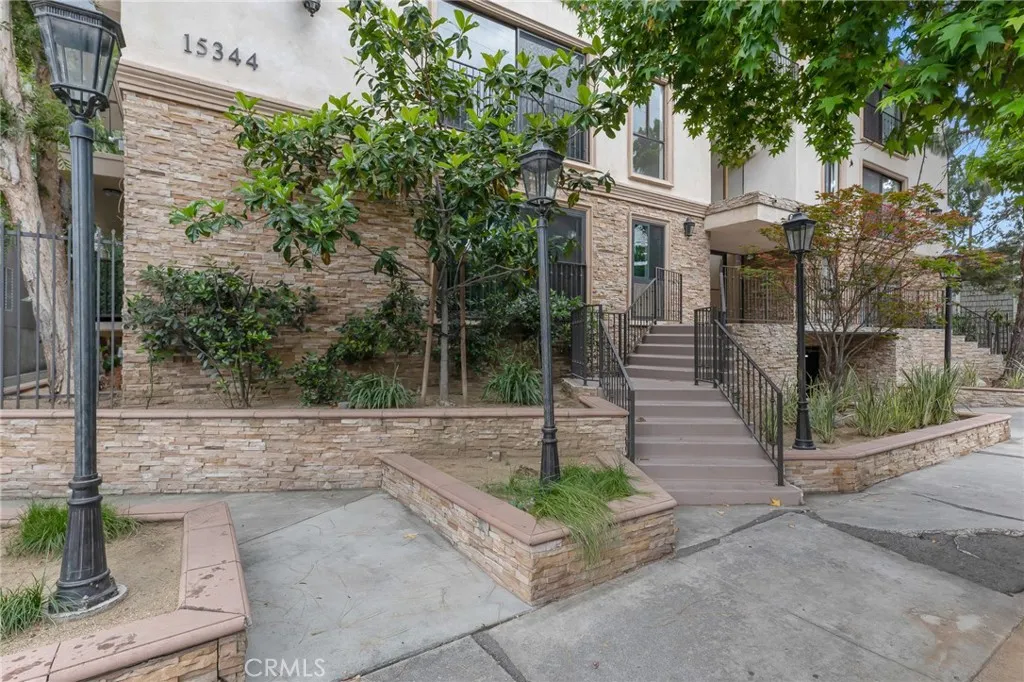 Additional image 49 of 15344 Weddington Street Unit 102, Sherman Oaks, CA 91411
