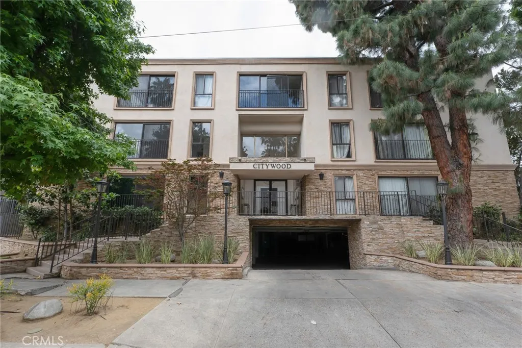 Additional image 48 of 15344 Weddington Street Unit 102, Sherman Oaks, CA 91411