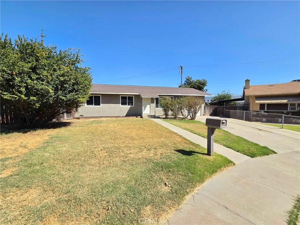 822 Walnut Dr, Gustine, CA 95322