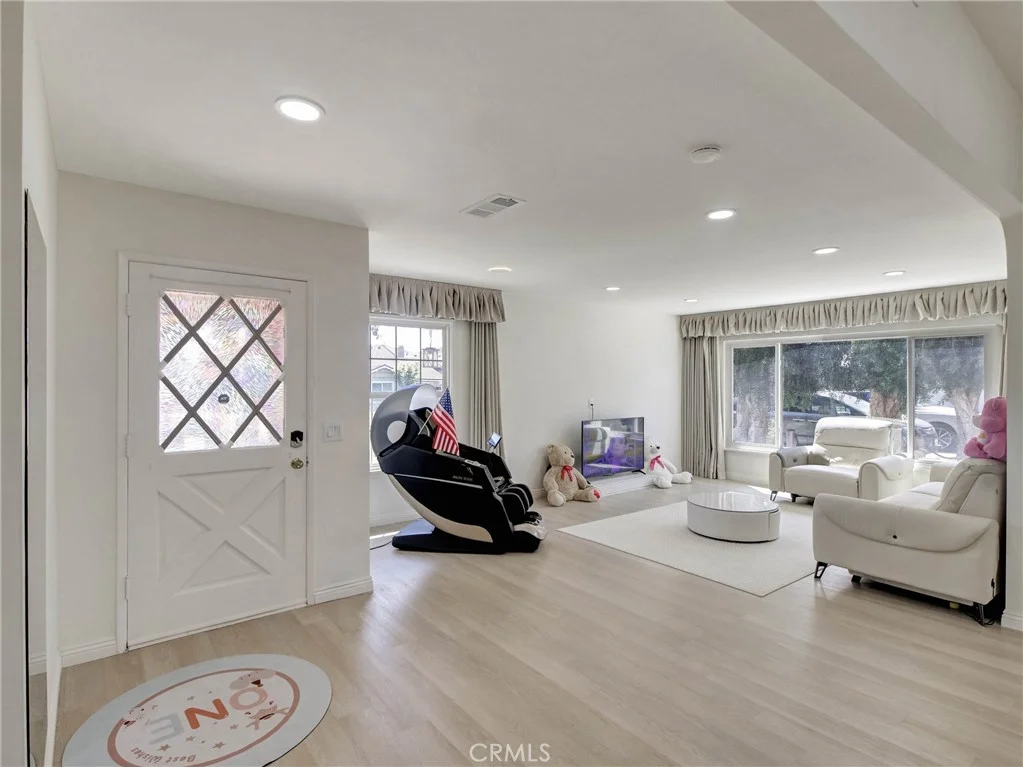 1101 S 5th Ave, Arcadia, CA 91006 photo 4