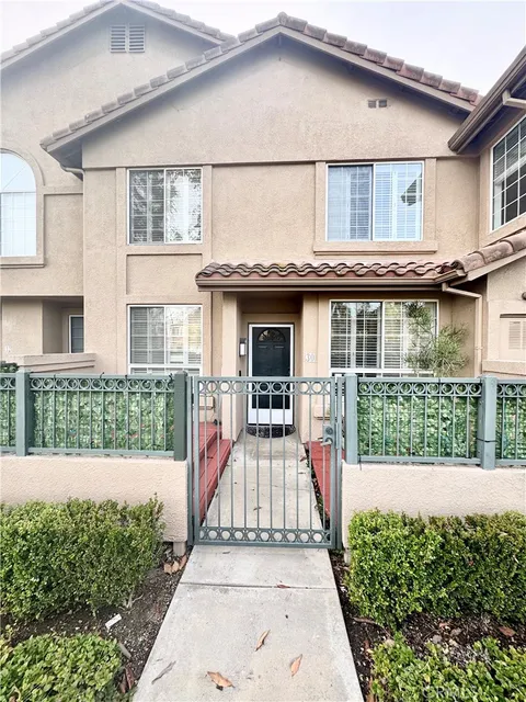 30 Headland Pl, Aliso Viejo, CA MLS: PW25006215