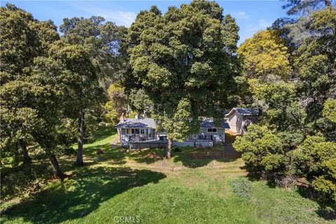 2724 Buckingham Drive, Kelseyville, CA MLS: LC25056811