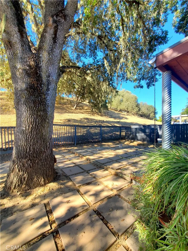 2522 Bridle Trail Ln, Paso Robles, CA 93446