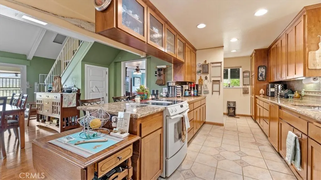 Additional image 12 of 5435 Royal Oaks Dr, Oroville, CA 95966
