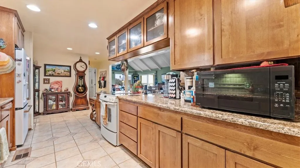 Additional image 13 of 5435 Royal Oaks Dr, Oroville, CA 95966