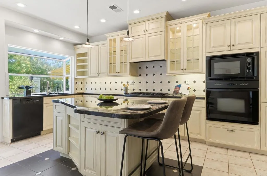 Additional image 16 of 12634 Intermezzo Way, San Diego, CA 92130