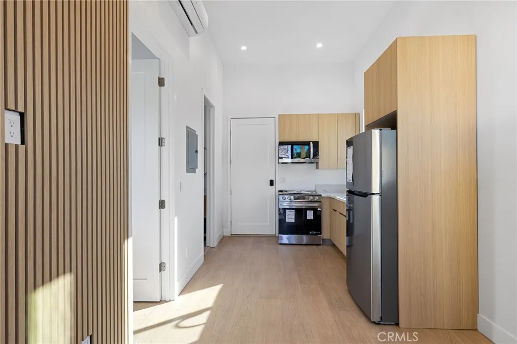 Additional image 41 of 19539 Mobile Street, Reseda, CA 91335