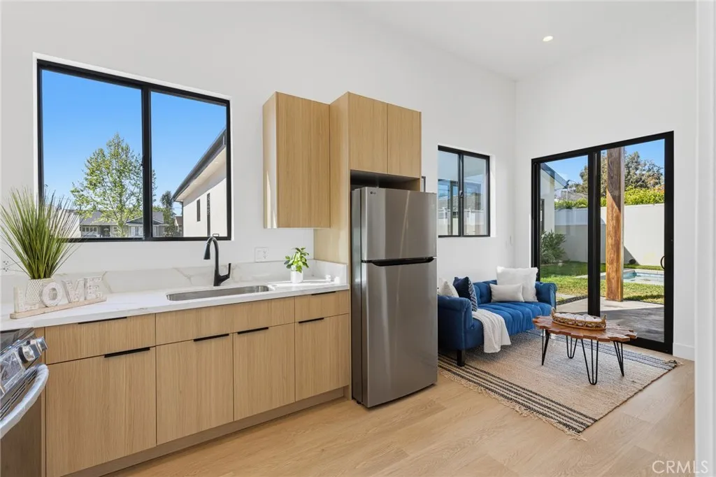 Additional image 40 of 19539 Mobile Street, Reseda, CA 91335