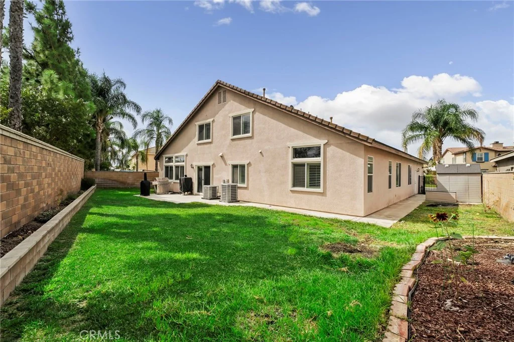 6860 Edinburgh Road, Eastvale, CA 92880