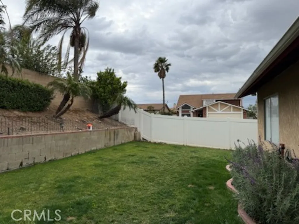 Additional image 4 of 14387 Mountain High Dr, Fontana, CA 92337