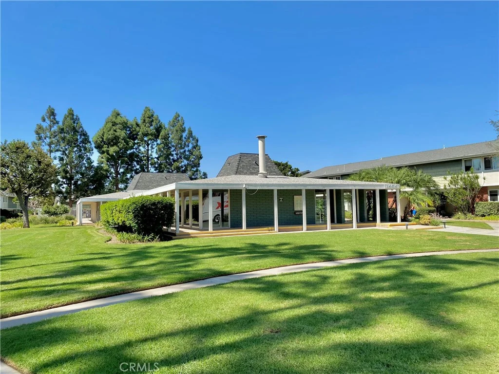 1404 N Tustin Ave Unit P-3, Santa Ana, CA 92705