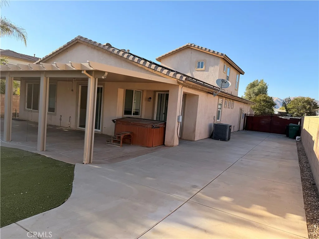 42077 Faith Drive, Hemet, CA 92544