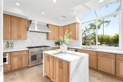 6692 Alamitos Circle, Huntington Beach, CA MLS: OC25076720