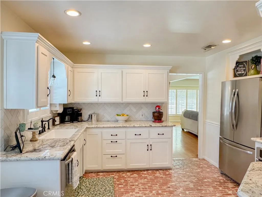 Additional image 16 of 2505 Cedar St, Bakersfield, CA 93301