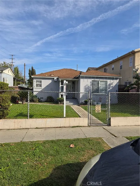 807 E 88th Place, Los Angeles, CA 90002 - MLS#: DW24193800