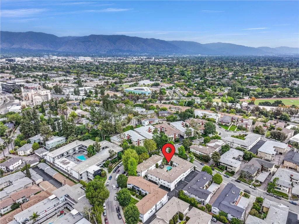 305 Raymondale Drive Unit L, South Pasadena, CA 91030