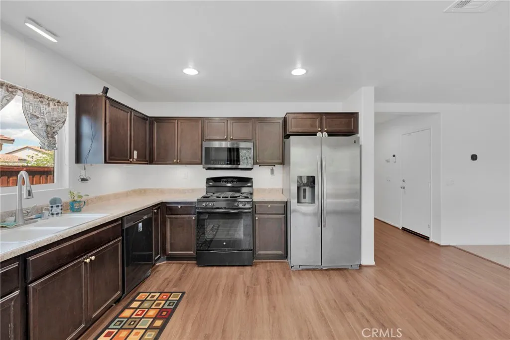 Additional image 13 of 11075 Paso Blanco, Adelanto, CA 92301