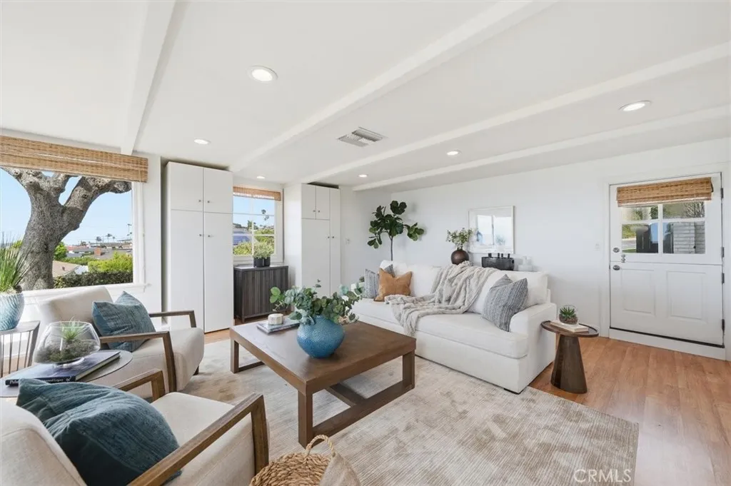 Additional image 7 of 420 Via Malaga, Redondo Beach, CA 90277