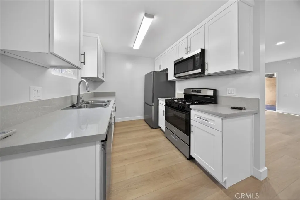 Additional image 11 of 232 N Verdugo Road Unit 2, Glendale, CA 91206