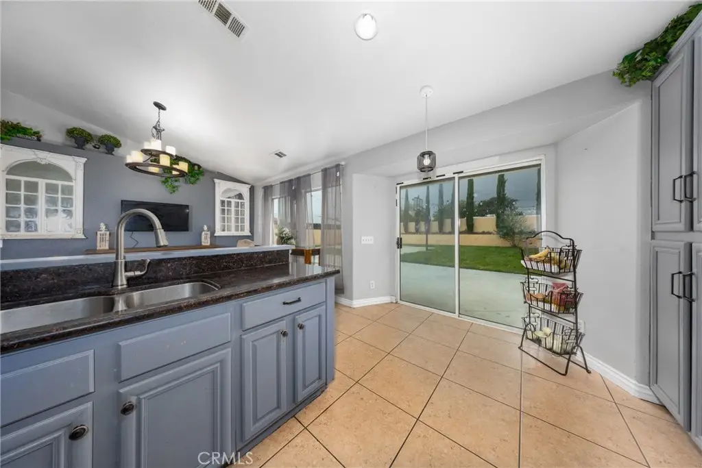 Additional image 21 of 2294 N Smoketree Avenue, Rialto, CA 92377