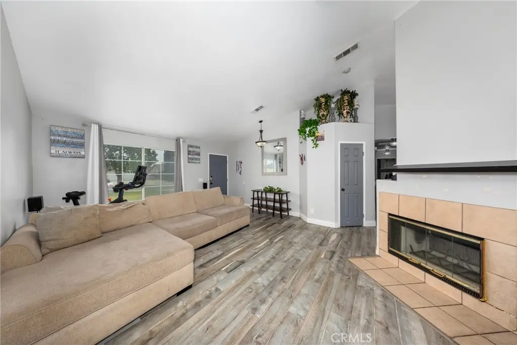Additional image 9 of 2294 N Smoketree Avenue, Rialto, CA 92377