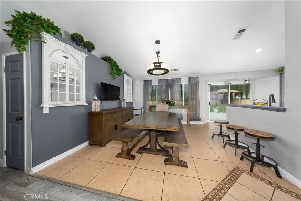 Additional image 3 of 2294 N Smoketree Avenue, Rialto, CA 92377
