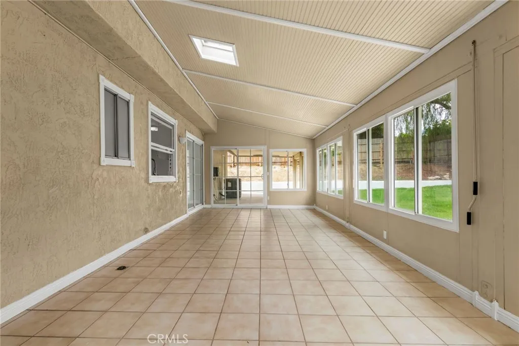 Additional image 83 of 41899 Humber Dr, Temecula, CA 92591