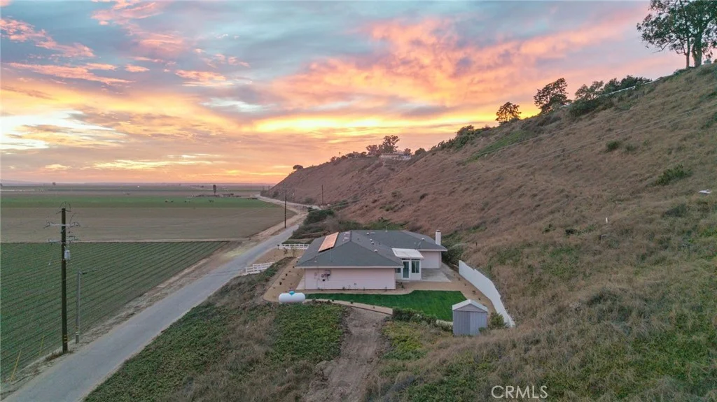 761 Riverside Roas Rd, Nipomo, CA 93444