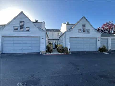 28 Binnacle Lane, Foster City, CA MLS: WS25078695