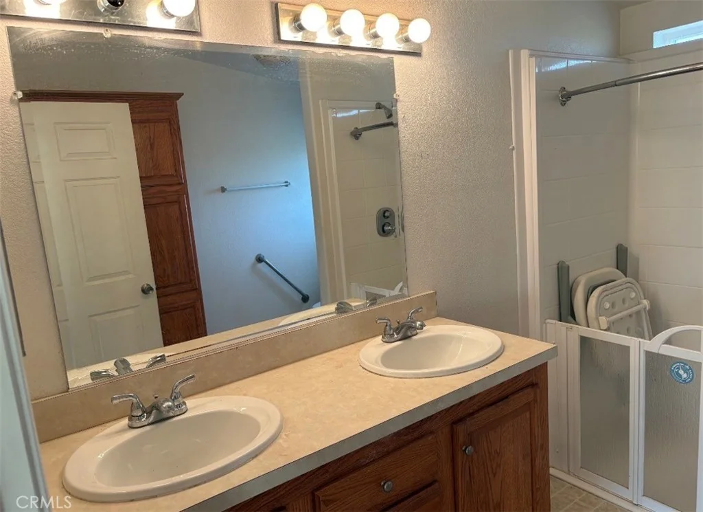 12435 Mountain Rd, Pinon Hills, CA 92372