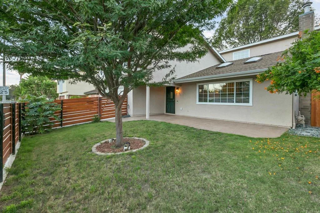 3813 Sierra Morena Avenue, Carlsbad, CA 92010