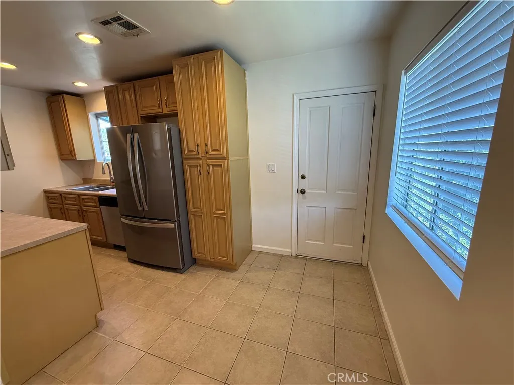 Additional image 17 of 1317 W Alameda Avenue Unit A, Burbank, CA 91506