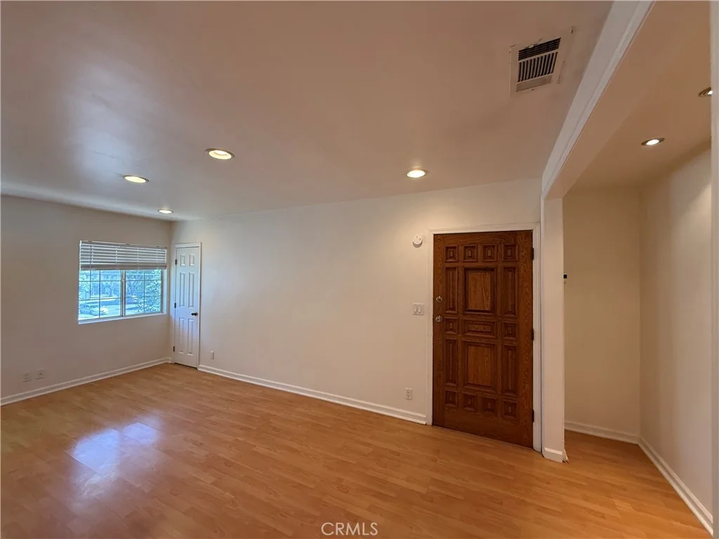 Additional image 6 of 1317 W Alameda Avenue Unit A, Burbank, CA 91506