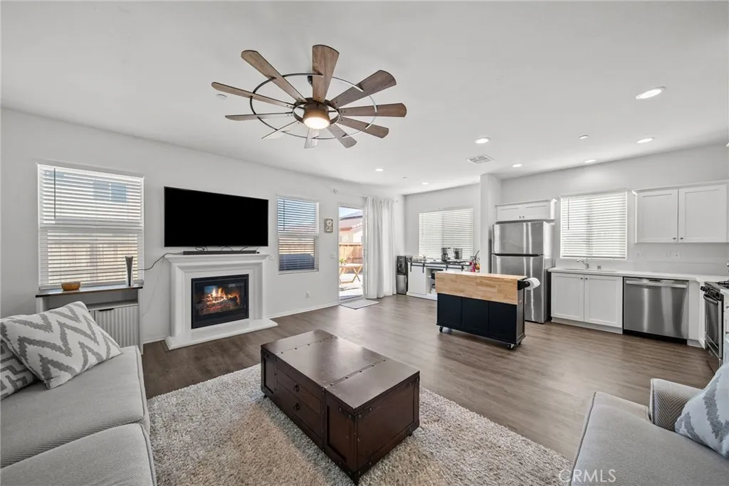 Additional image 37 of 2836 La Calle Audaz Ave, Rosamond, CA 93560