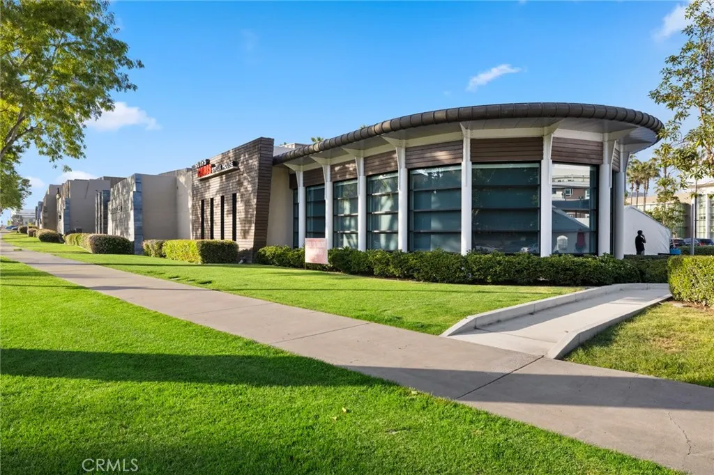 Additional image 121 of 555 Rockefeller, Irvine, CA 92612