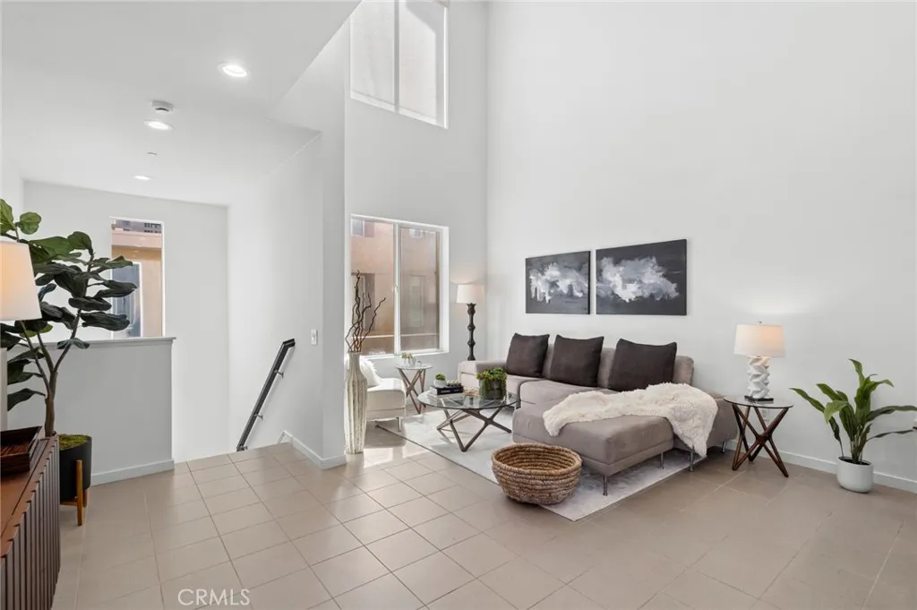 Additional image 8 of 555 Rockefeller, Irvine, CA 92612