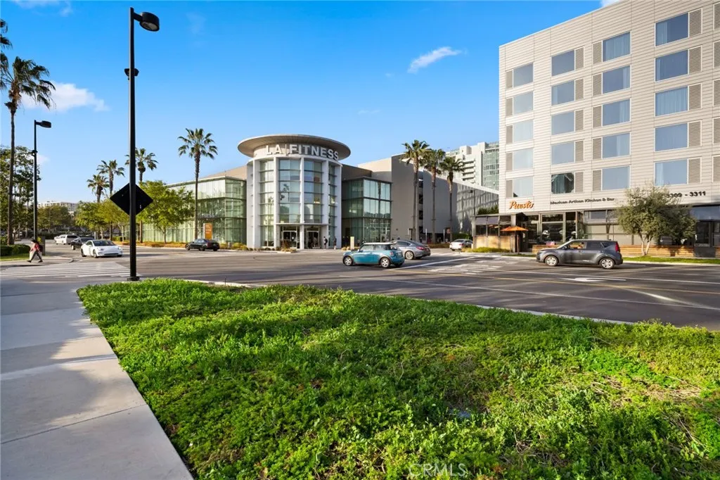 Additional image 59 of 555 Rockefeller, Irvine, CA 92612