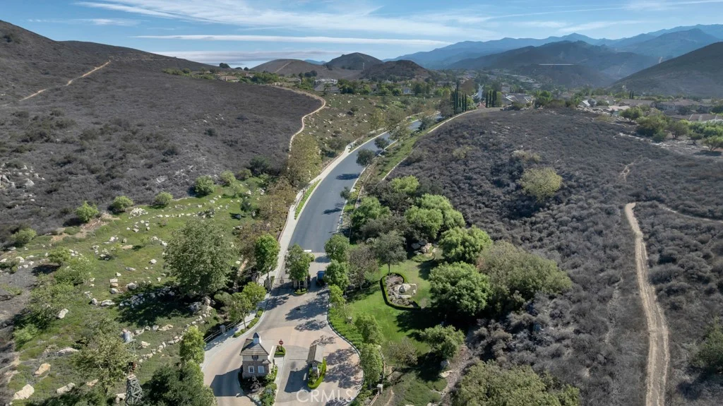 2912 Woodflower St, Thousand Oaks, CA 91362