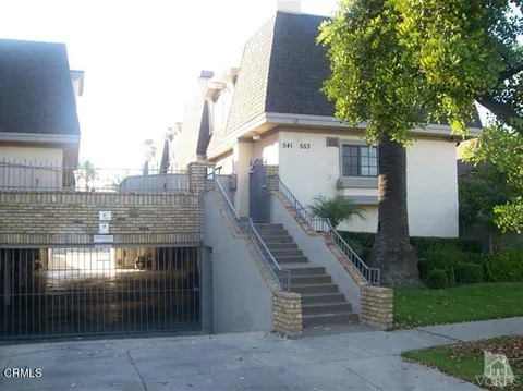 545 S E Street, Oxnard, CA MLS: V1-28021