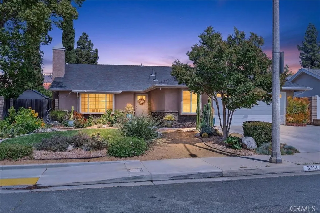 Additional image 2 of 3243 Saratoga St, Riverside, CA 92503