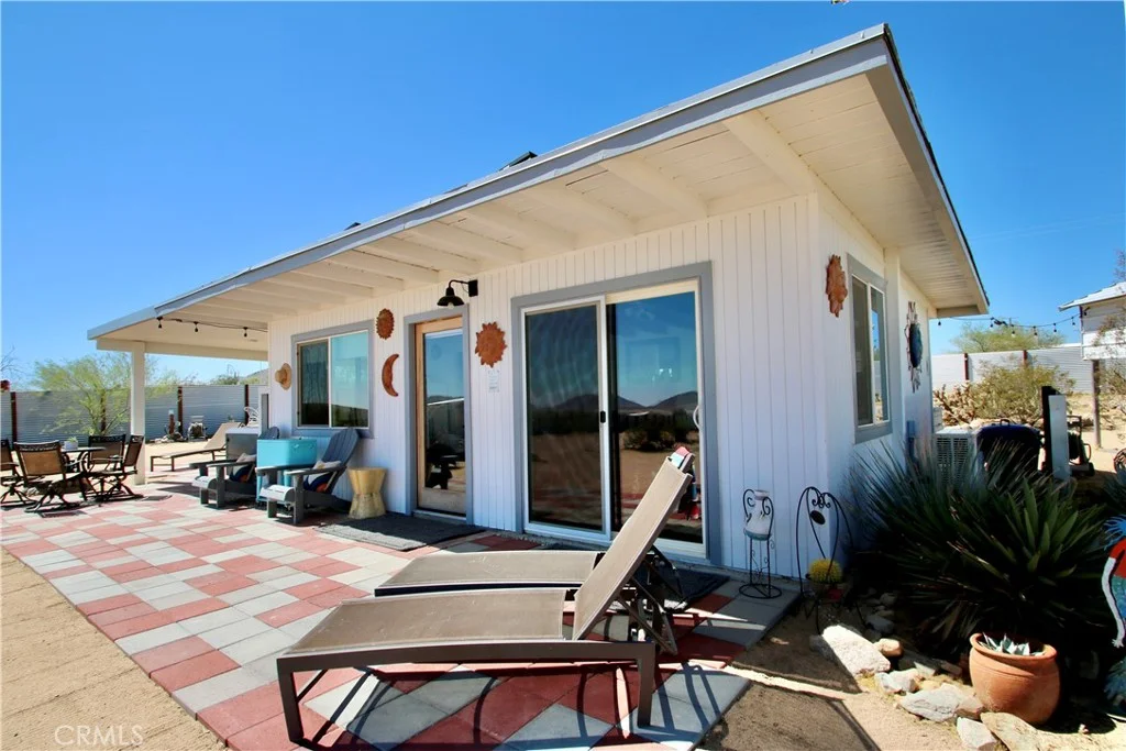 4719 Kickapoo Trail, Landers, CA 92285 photo 2
