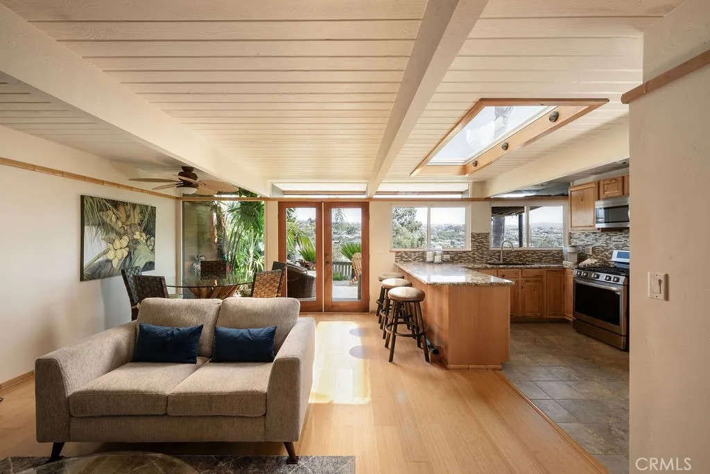 Additional image 32 of 266 Del Gado Rd, San Clemente, CA 92672