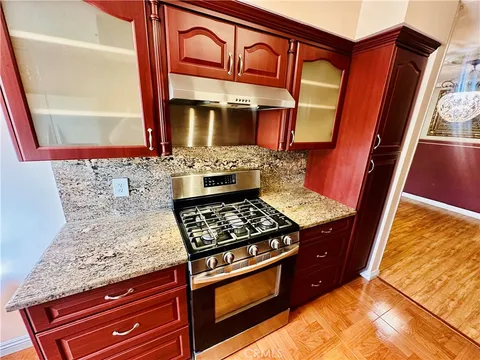 6225 Coldwater Canyon Avenue Unit 117, North Hollywood, CA MLS: SR25087933