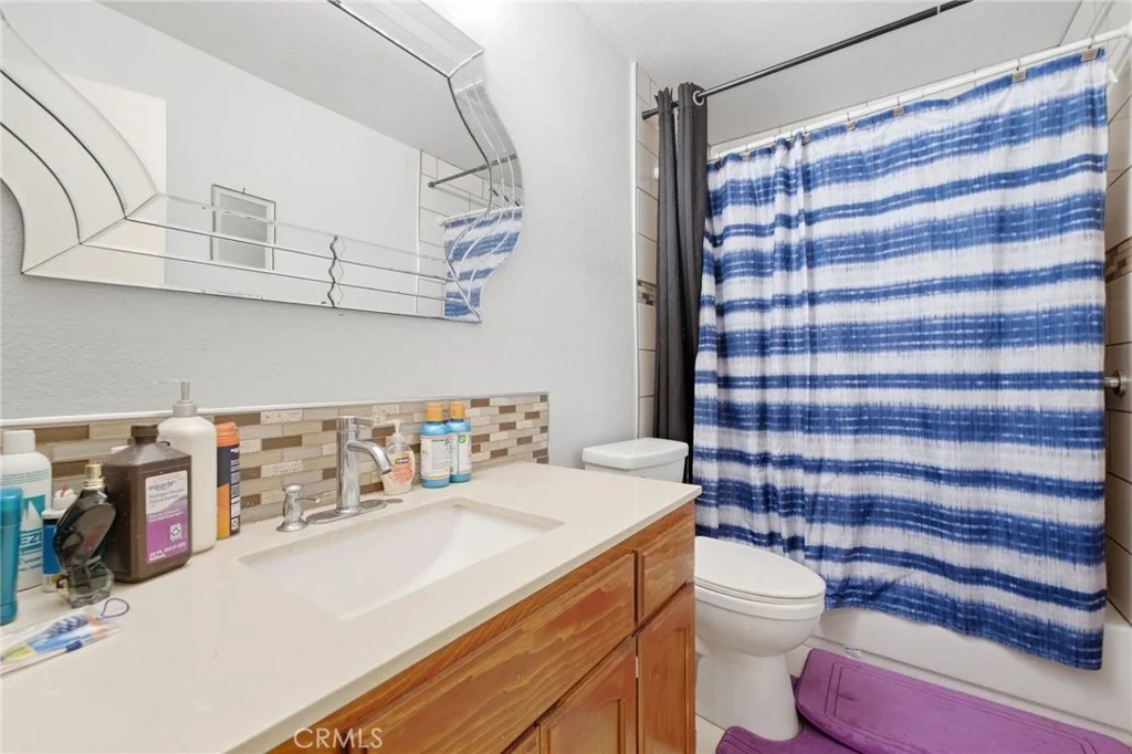 8634 Park Street Unit 3, Bellflower, CA 90706