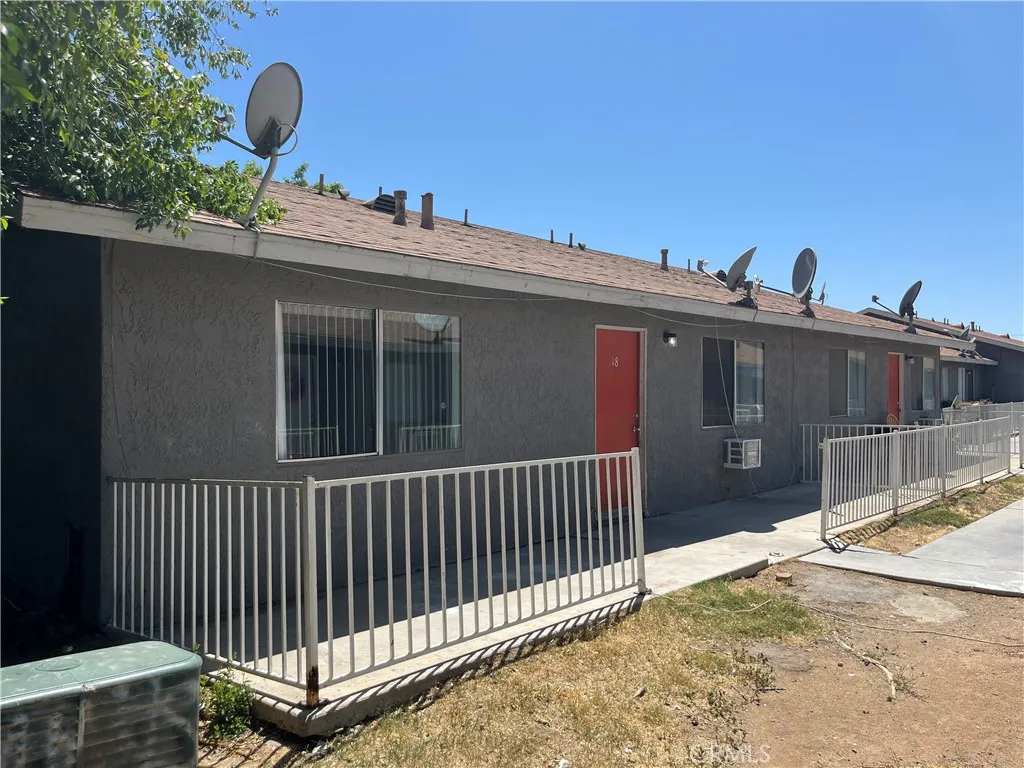 Additional image 12 of 18335 Montezuma St, Adelanto, CA 92301