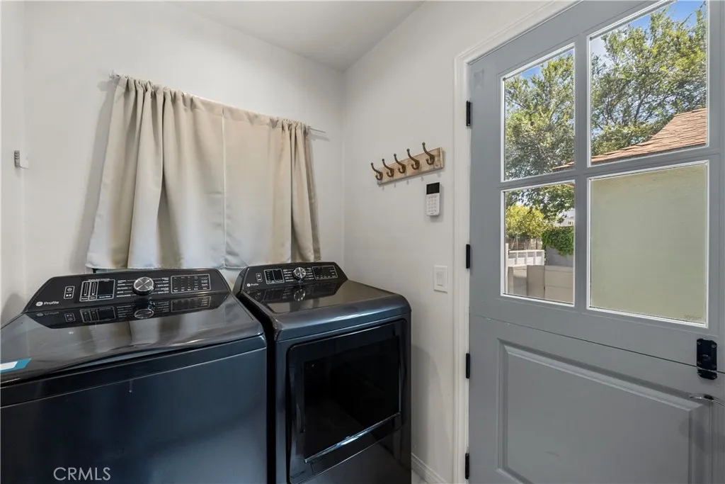 Additional image 43 of 8054 Cedros Ave, Panorama City, CA 91402