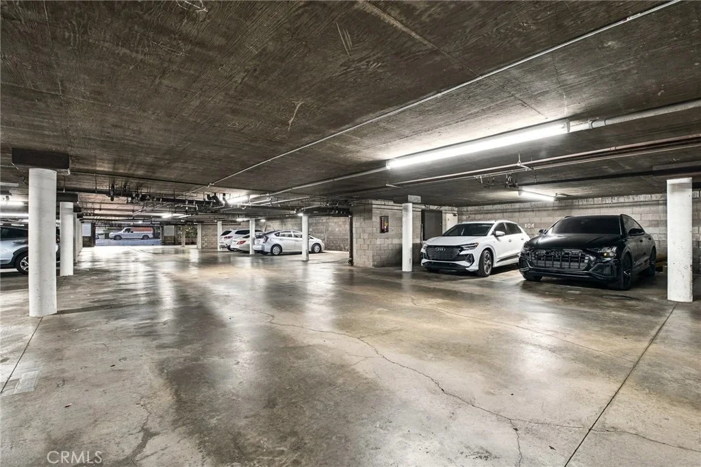 5315 Yarmouth Avenue Unit 104, Encino, CA 91316